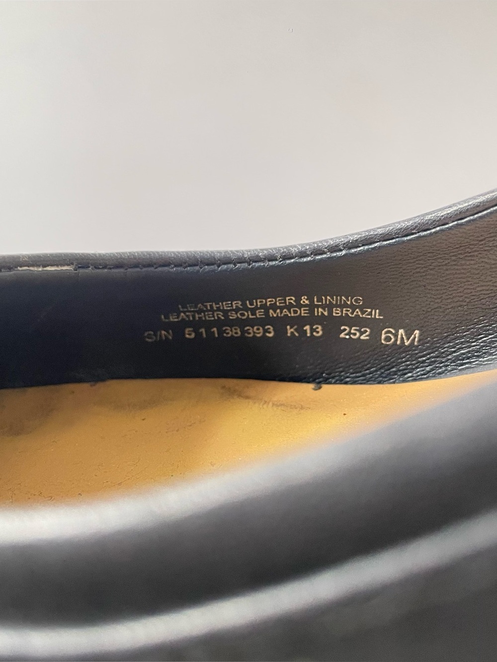 Tory Burch leather pumps. | US 6 - Picture 7 of 8